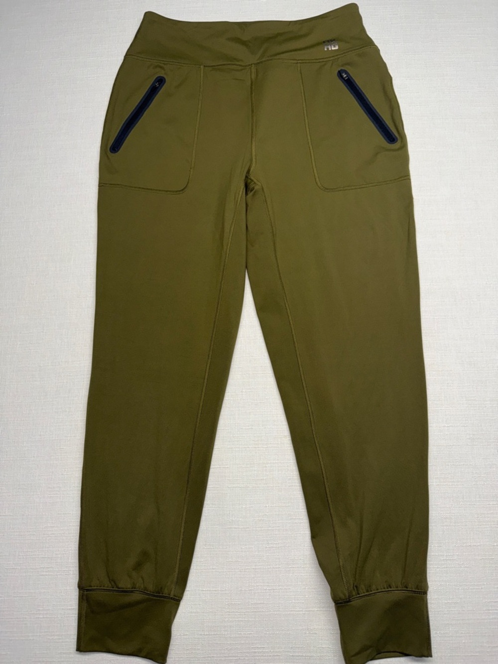 Duluth Trading Co Alaskan Hardgear Olive Tapered Jogger Pants with Zip Pockets